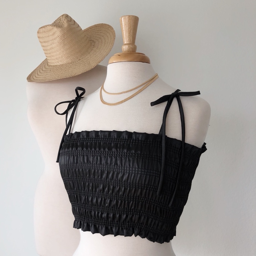 REVOLT SOCIETY BLACK CROP TOP
